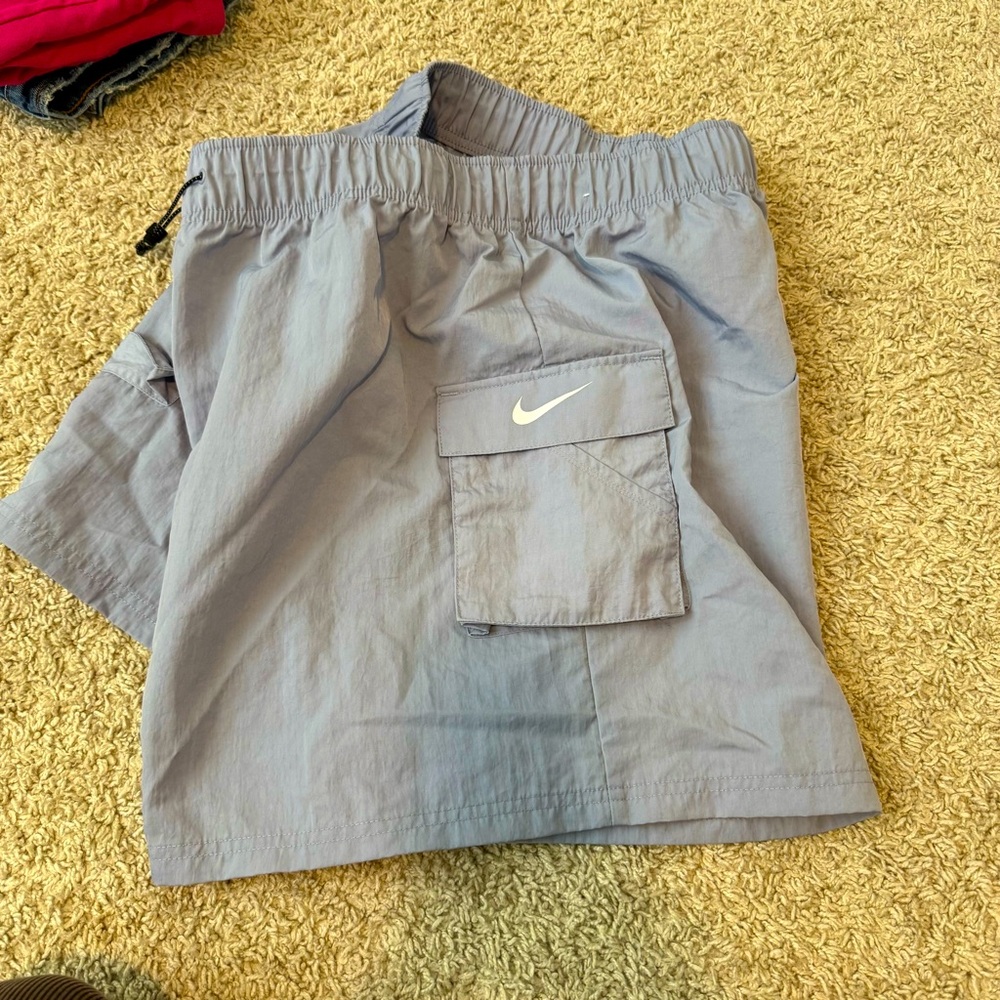 Women’s Nike Loose Fit Windbreaker Cargo Shorts